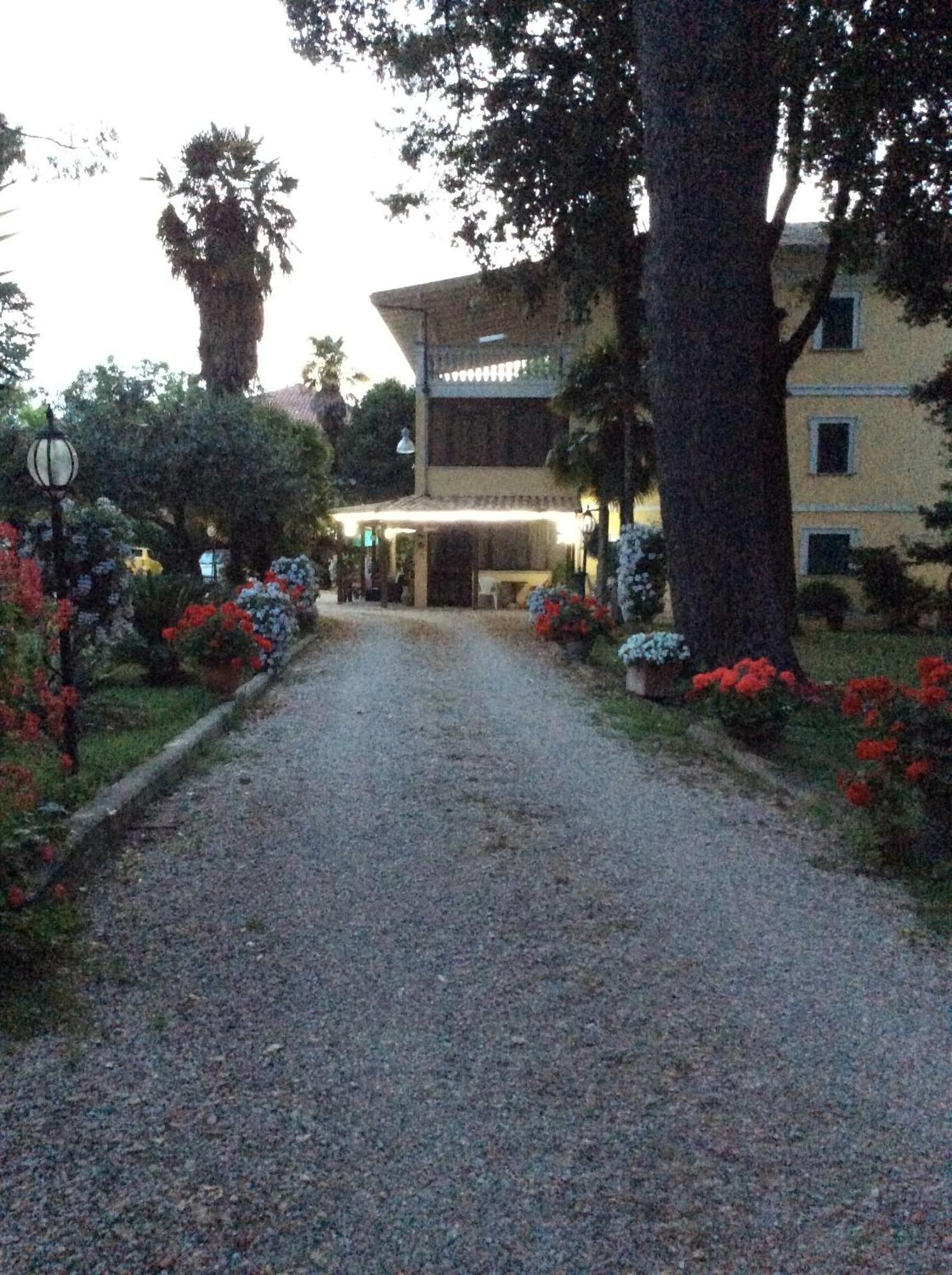 Villa Berghella Montesilvano Marina Eksteriør billede